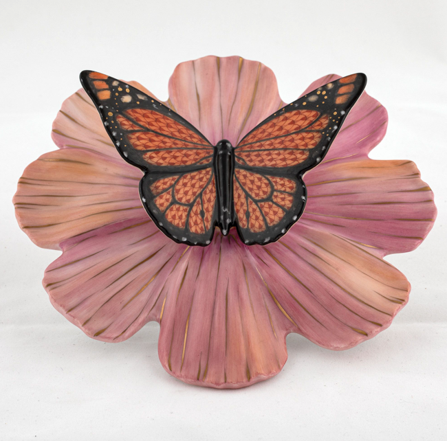 Herend Monarch on Cosmos
