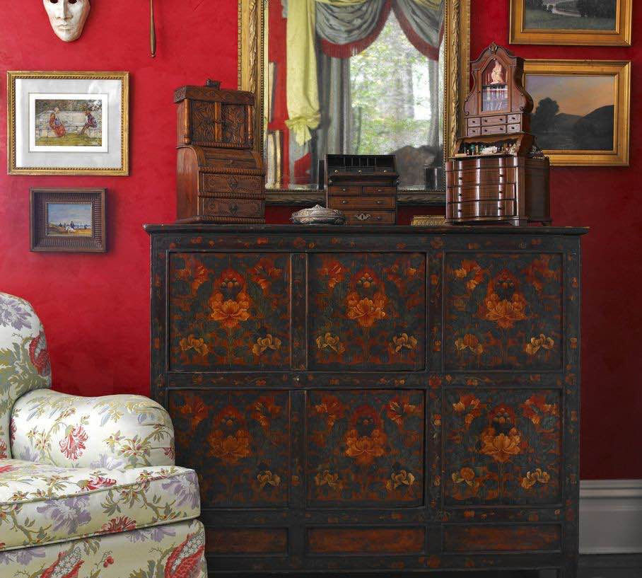 Carleton Varney: Red can add dazzle to your rooms