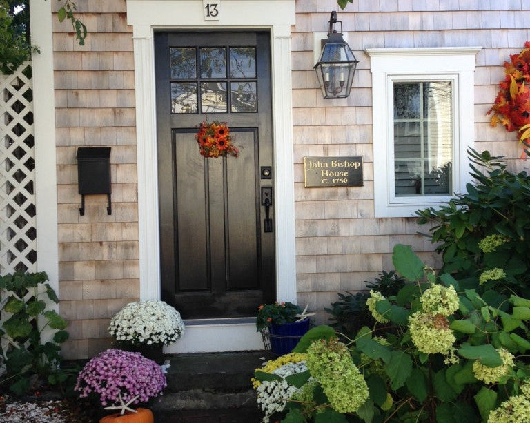 Your Family Decorator: Color fall with autumn blankets, Honey Crisp apples, candlesticks, Montauk daisies