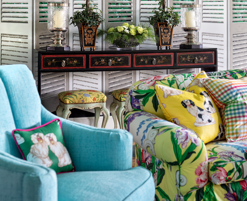 THROW PILLOWS