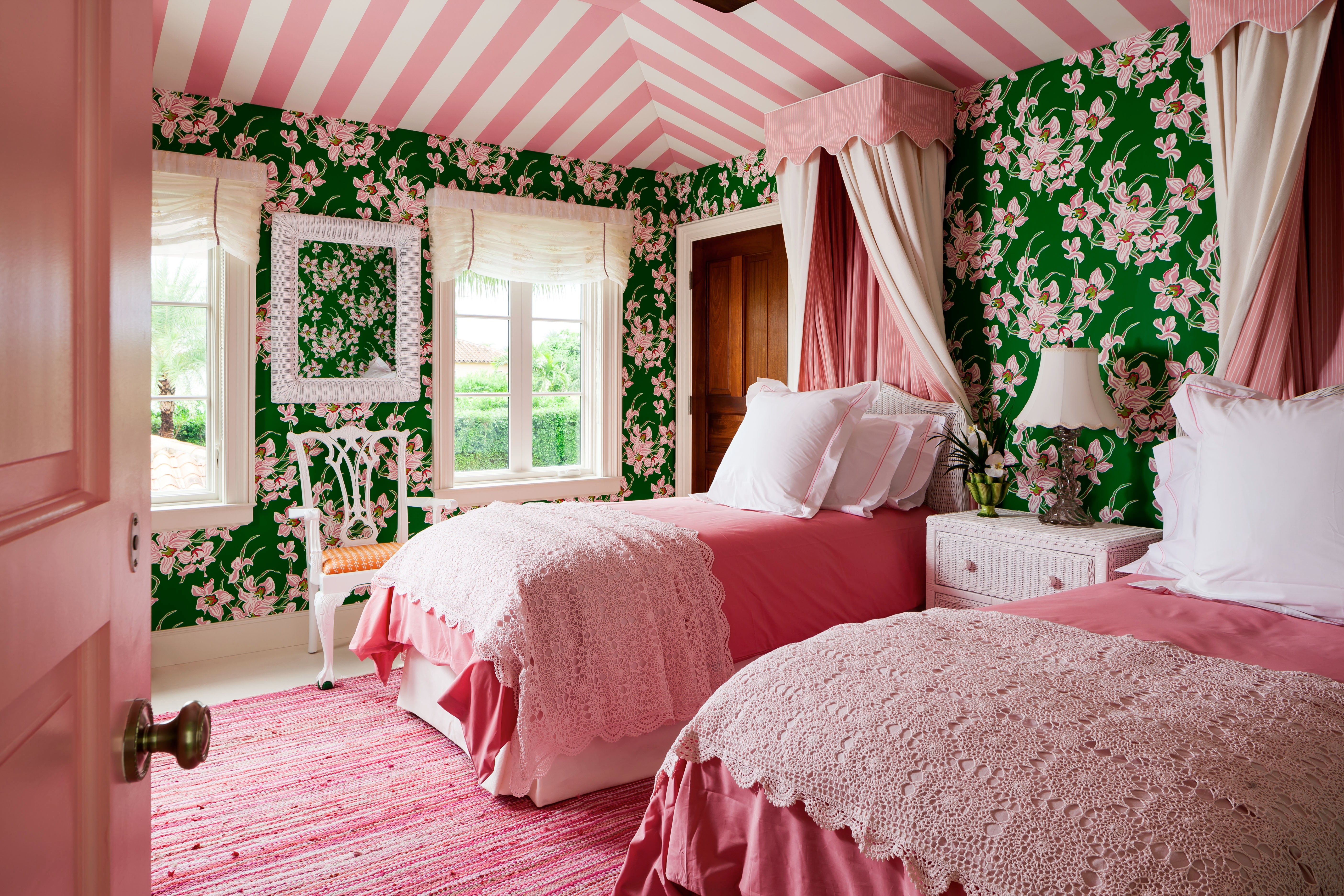 Akakina II Green Fabric – Dorothy Draper Home