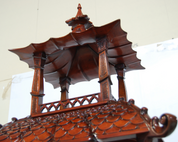 Pagoda Vitrine