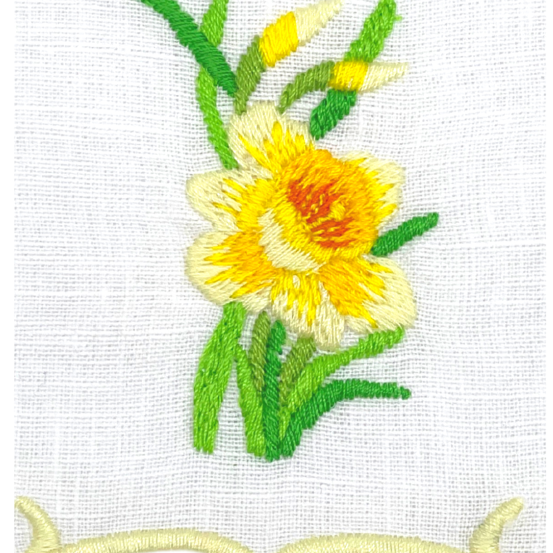 DaffodilCoctialnapkin_2.png