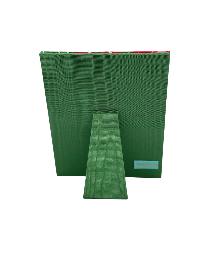 Draper Fabric Picture Frame - Dorothy’s Greenbrier Garden