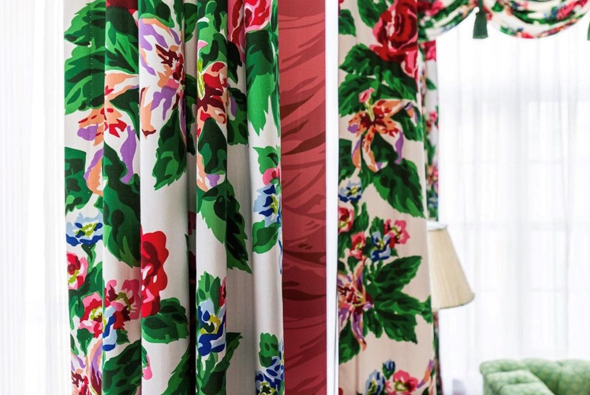 Versailles Red Wallpaper