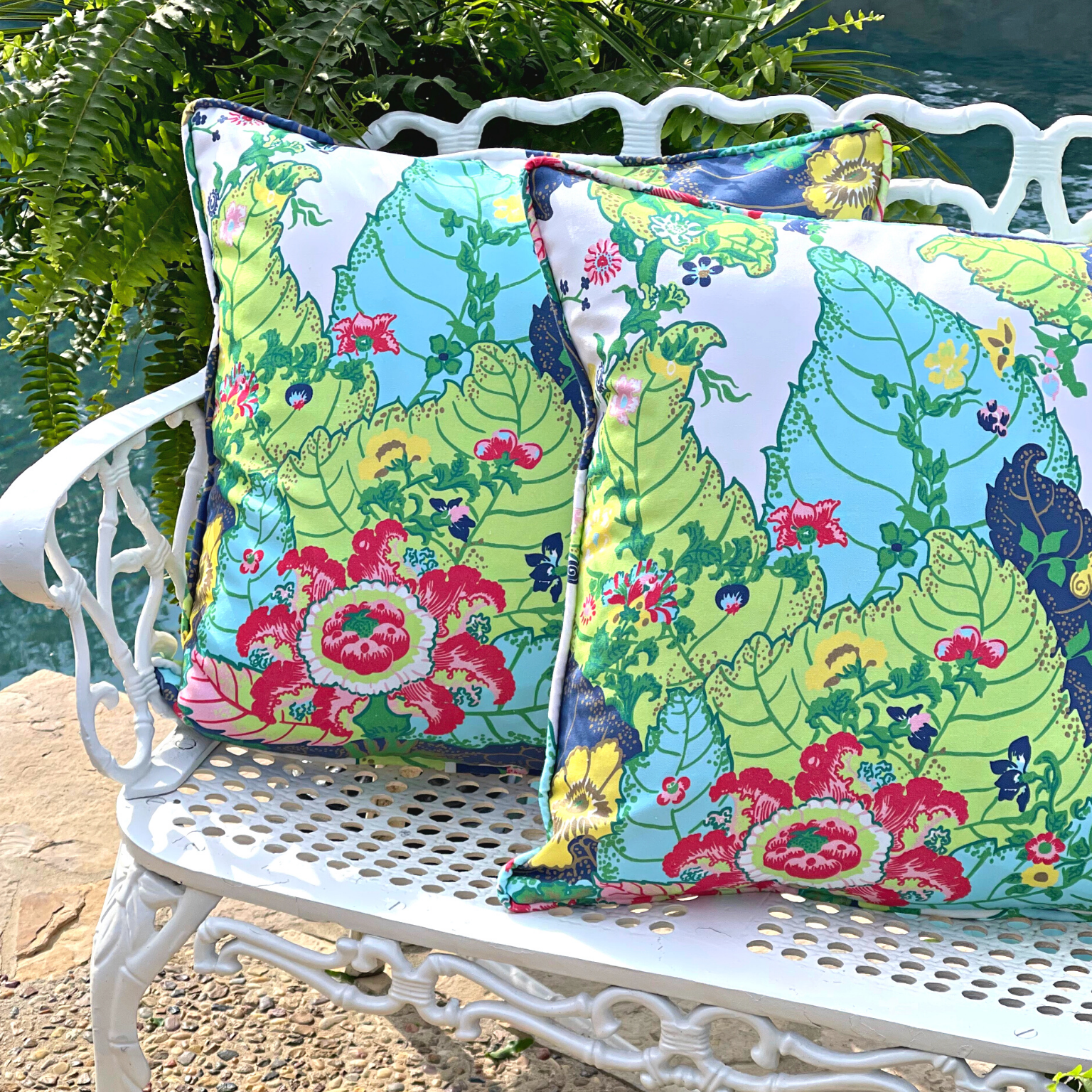 Geranium sales outdoor pillows