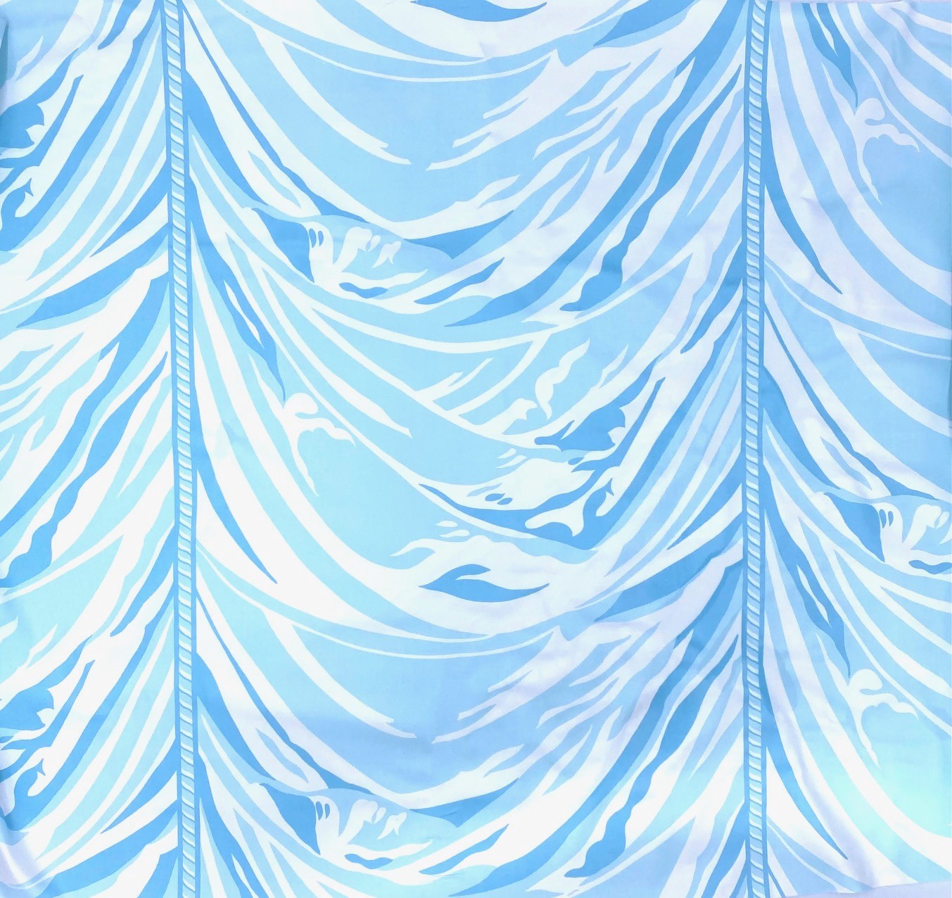 Versailles Fabric in Aqua